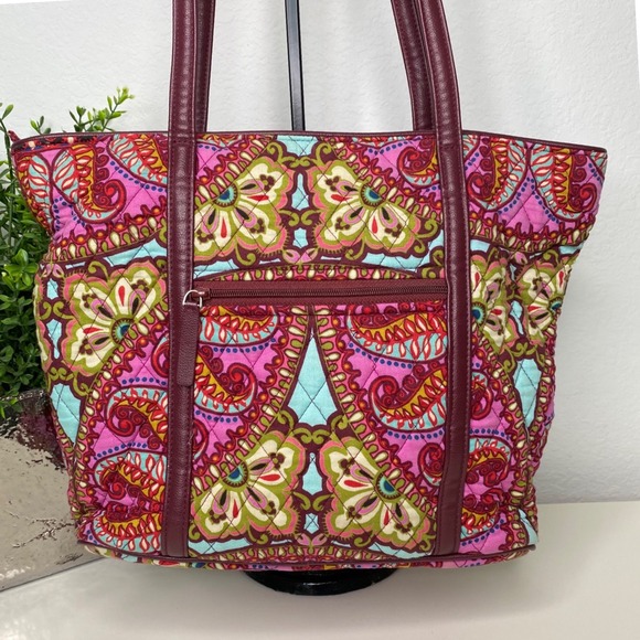 Vera Bradley Quilted Tote Bag in‎ "Resort Medallion" Pink and Burgundy - Picture 2 of 16